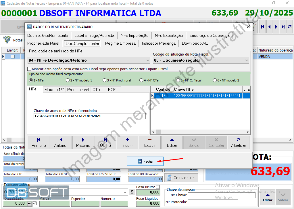 Janela "DADOS DO REMETENTE/DESTINATÁRIO". Botão "Fechar" está localizado na parte inferior da janela.